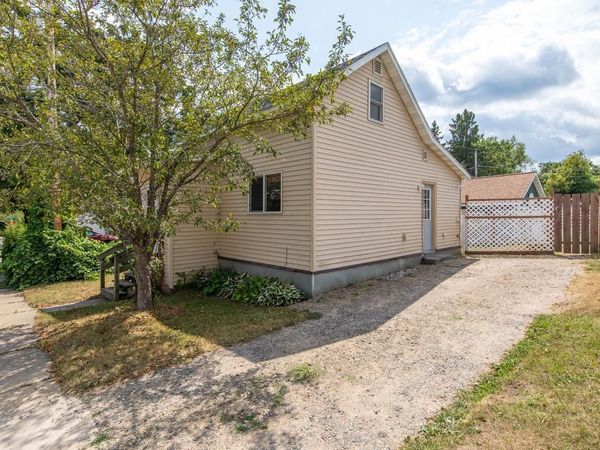 15 W MONTROSE STREET WEST, Rhinelander, WI 54501