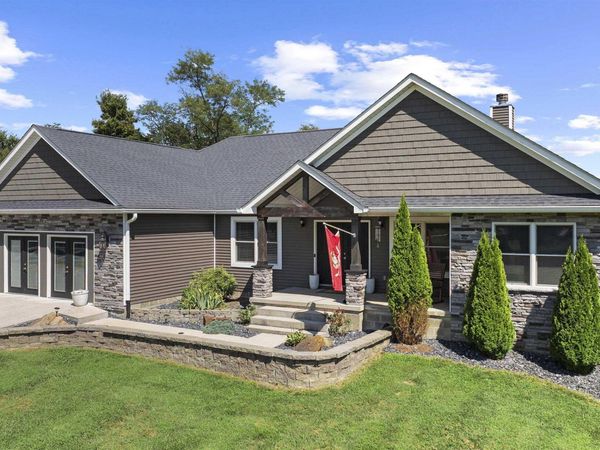 11484 E St Rd 58, Bloomfield, IN 47424