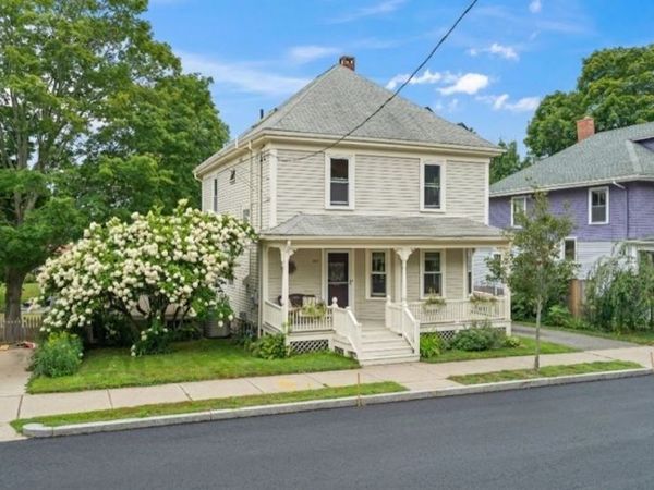 165 Lothrop St, Beverly, MA 01915