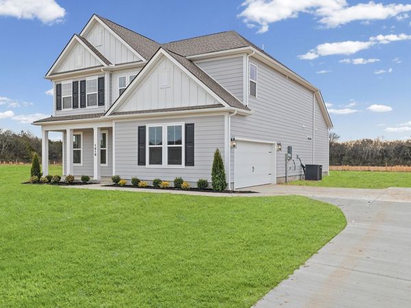 1433 Charles Dr , Chapel Hill, TN 37034