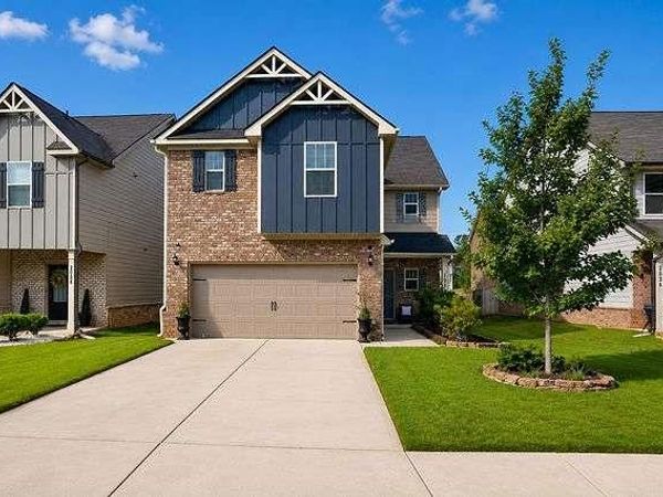 2032 Bridgewater Pass , Hampton, GA 30228
