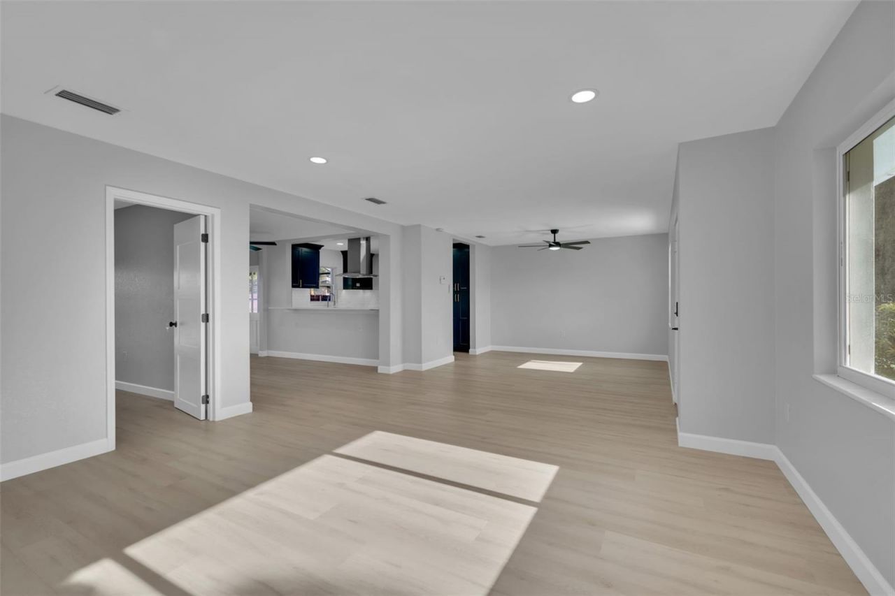2769 Wisteria Place , Sarasota, FL 34239 Photo