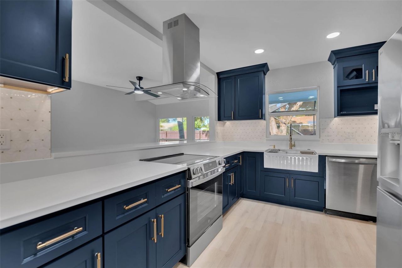 2769 Wisteria Place , Sarasota, FL 34239 Photo