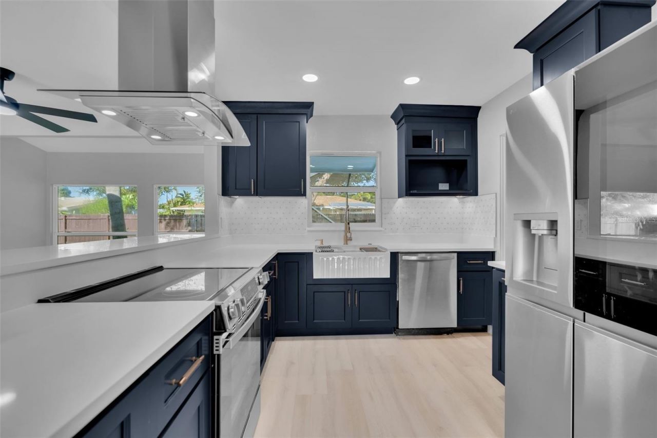 2769 Wisteria Place , Sarasota, FL 34239 Photo