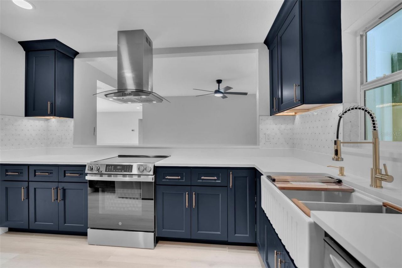2769 Wisteria Place , Sarasota, FL 34239 Photo