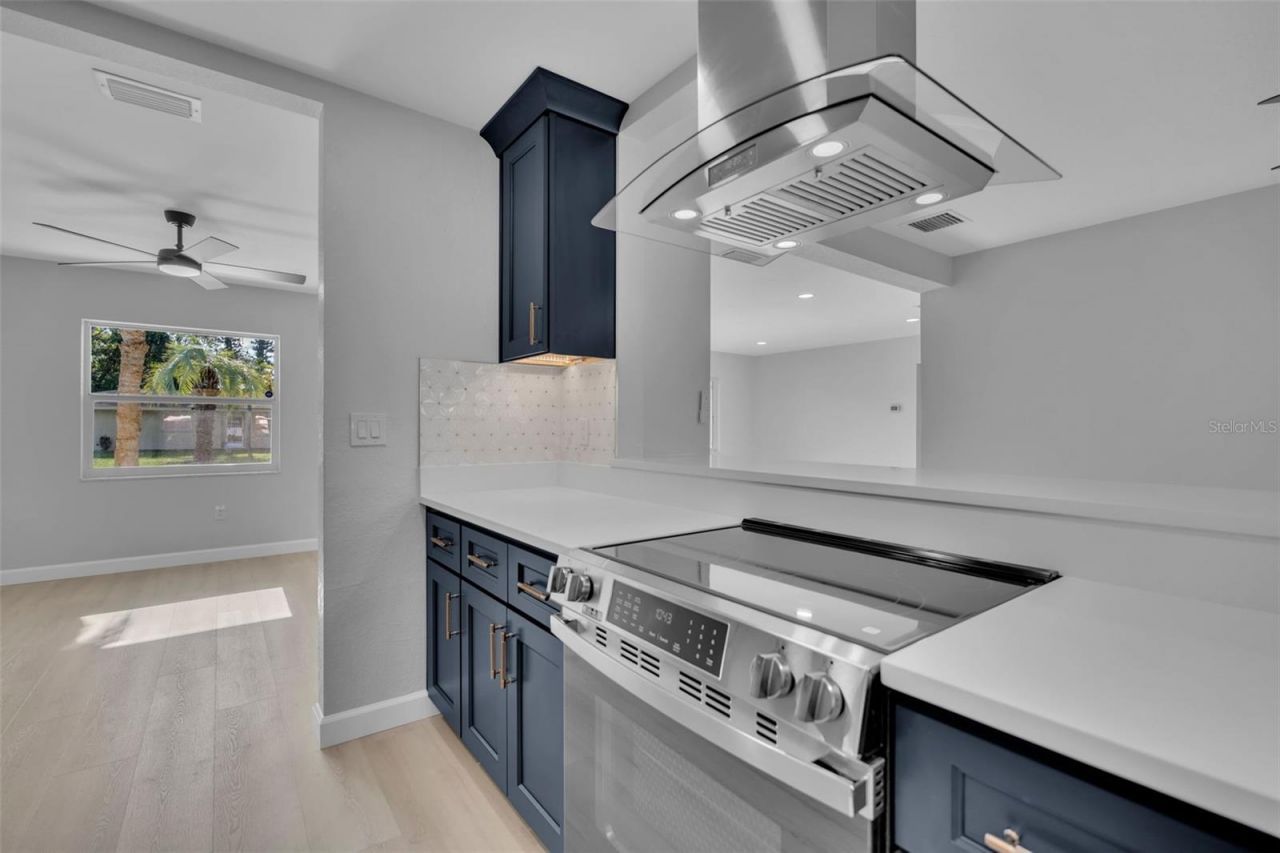 2769 Wisteria Place , Sarasota, FL 34239 Photo
