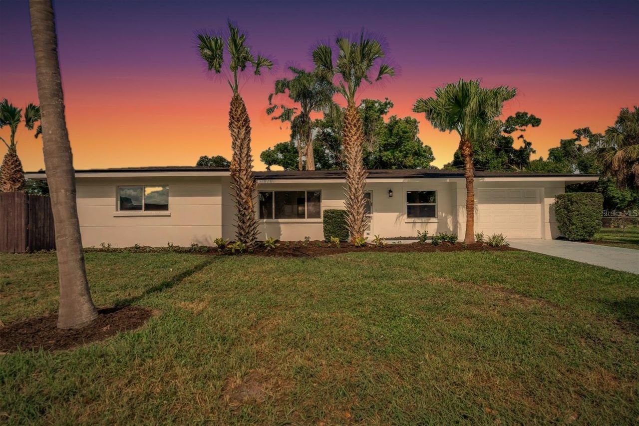2769 Wisteria Place, Sarasota, FL 34239 Photo