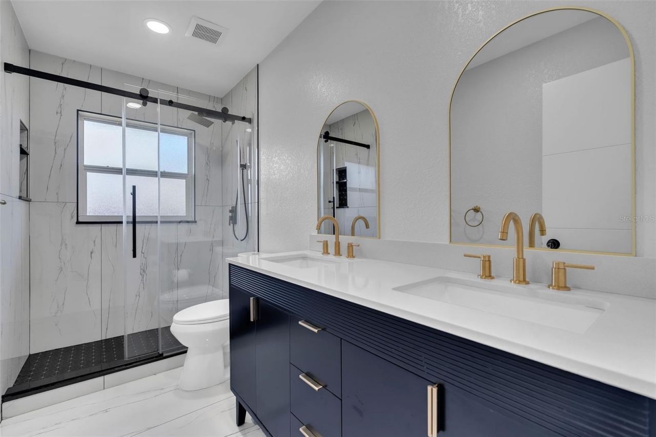 2769 Wisteria Place , Sarasota, FL 34239 Photo
