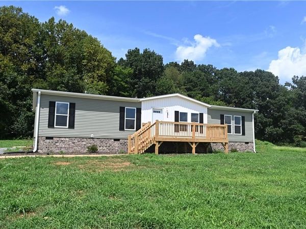 125 Luffman Road, Ronda, NC 28670