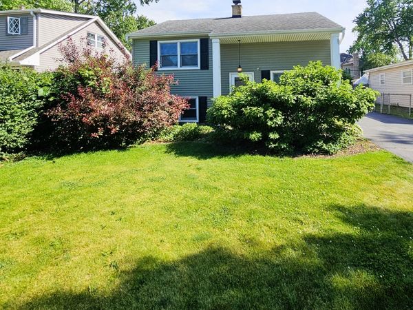 618 W Comstock Avenue , Elmhurst, IL 60126