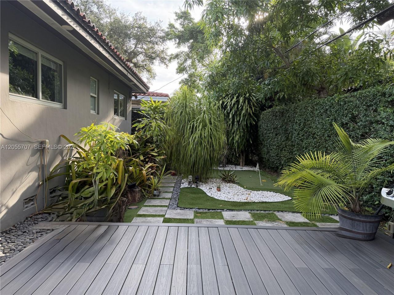 625 Bird Rd , Coral Gables, FL 33146 Photo
