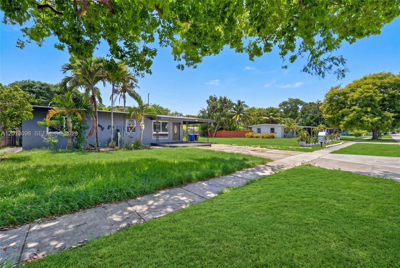 1616 SW 9th St , Fort Lauderdale, FL 33312 Photo
