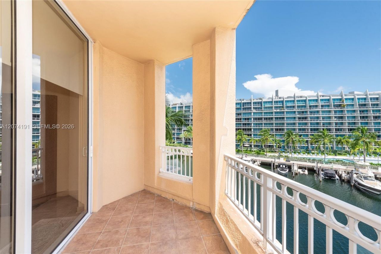 3001 NE 185th St, Unit 417, Aventura, FL 33180 Photo