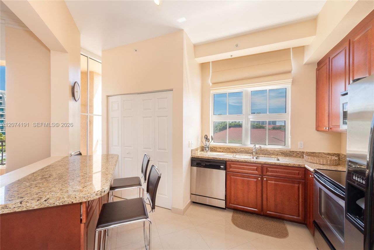 3001 NE 185th St, Unit 417, Aventura, FL 33180 Photo