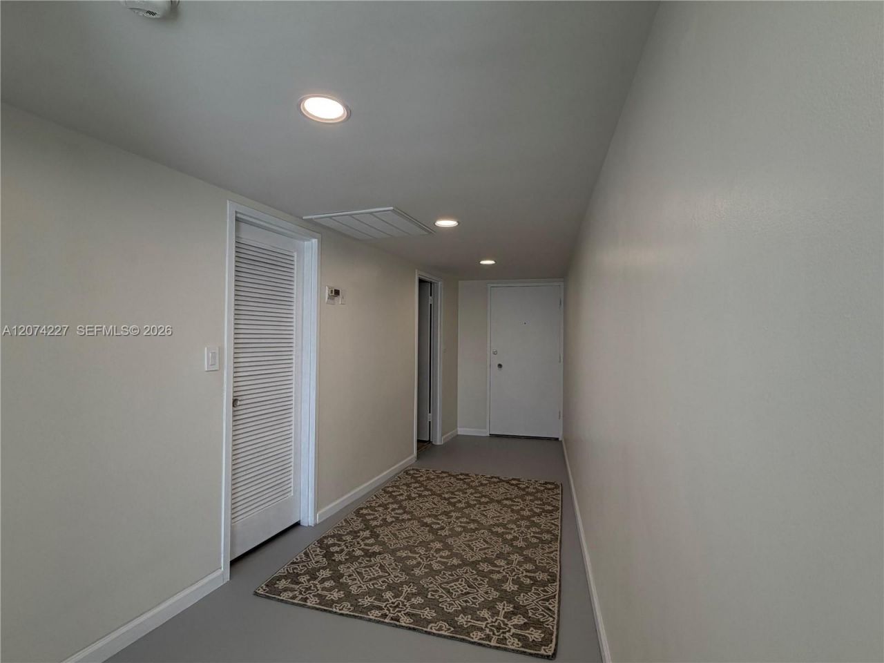 900 Bay Dr , Unit 413, Miami Beach, FL 33141 Photo