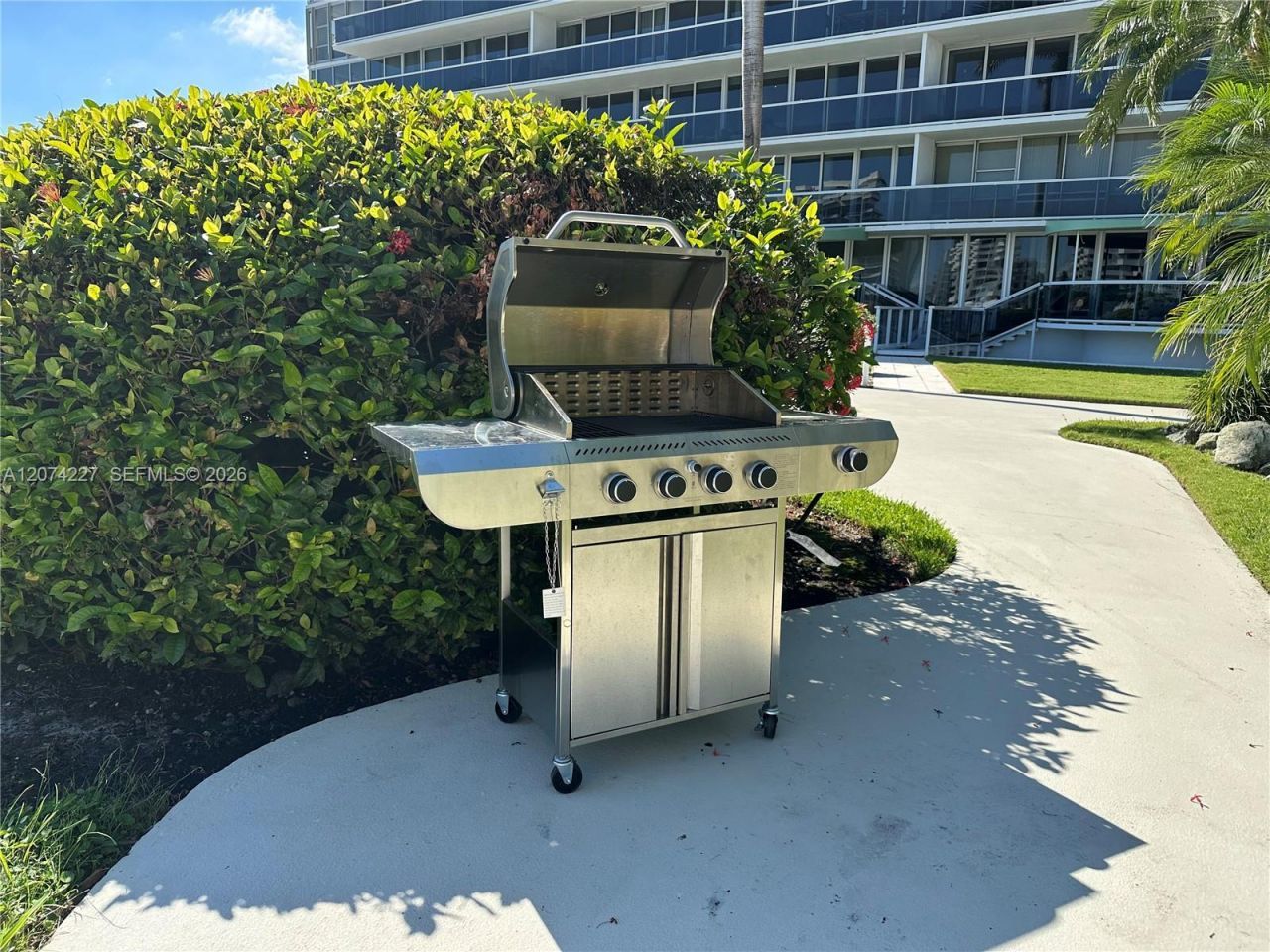 900 Bay Dr , Unit 413, Miami Beach, FL 33141 Photo