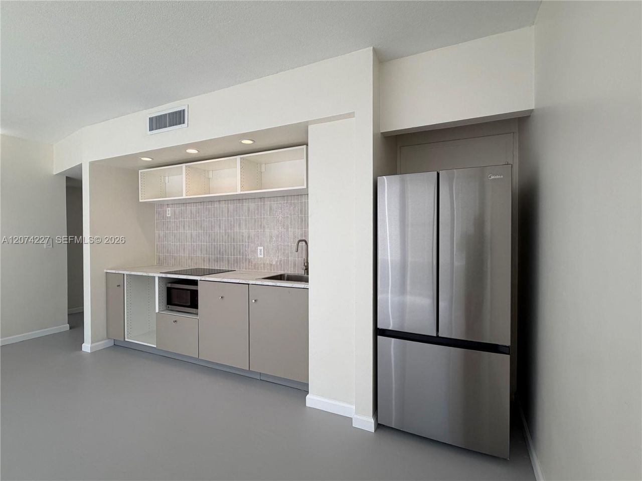 900 Bay Dr , Unit 413, Miami Beach, FL 33141 Photo