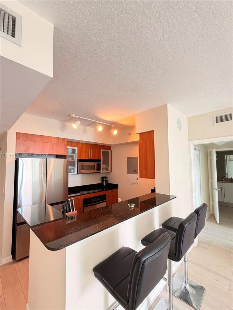 335 S Biscayne Blvd , Unit 2003, Miami, FL 33131 Photo