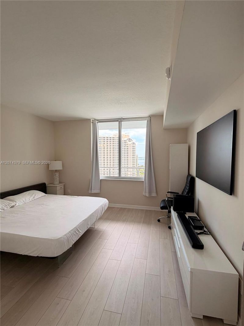 335 S Biscayne Blvd , Unit 2003, Miami, FL 33131 Photo