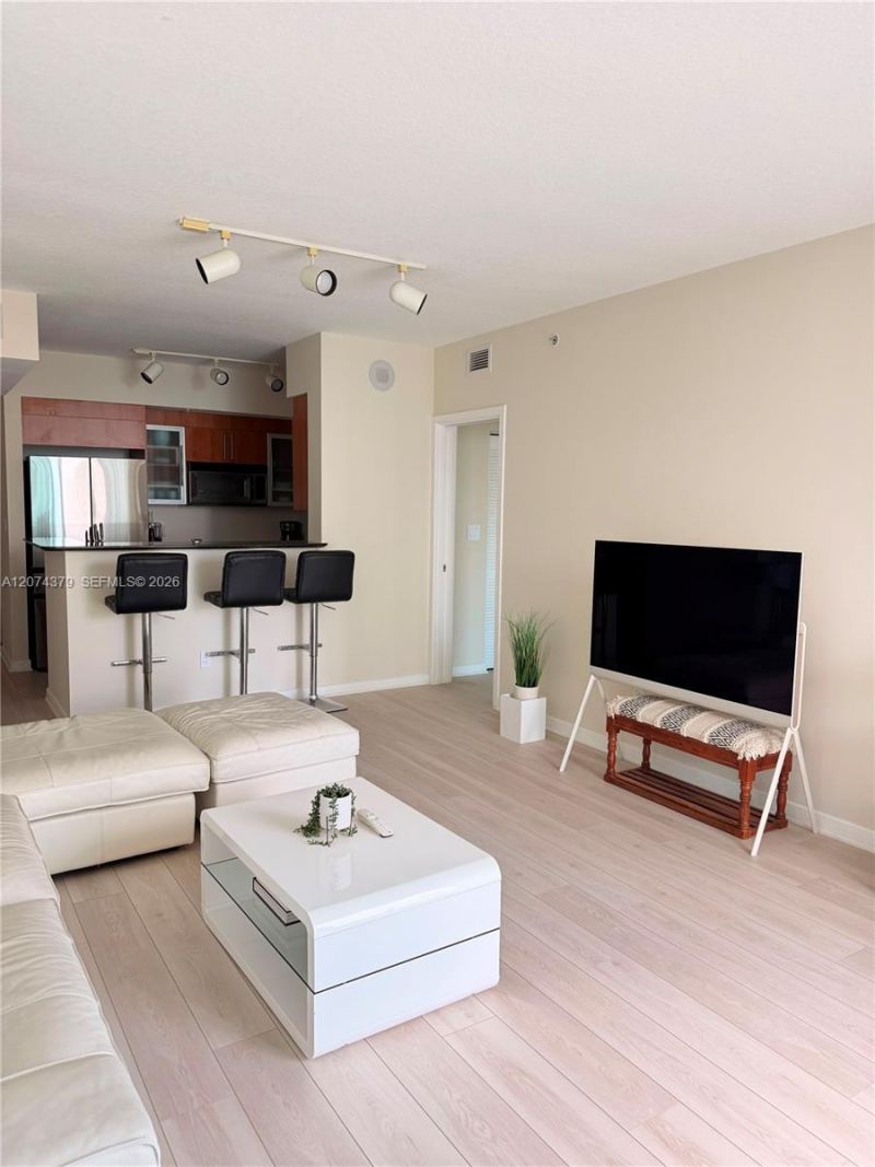 335 S Biscayne Blvd , Unit 2003, Miami, FL 33131 Photo