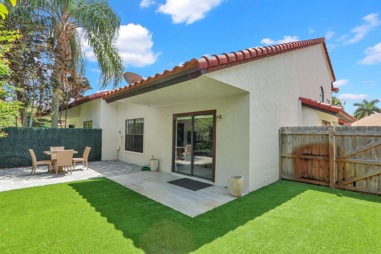 13483 Fountain View Boulevard, Wellington, FL 33414 Photo