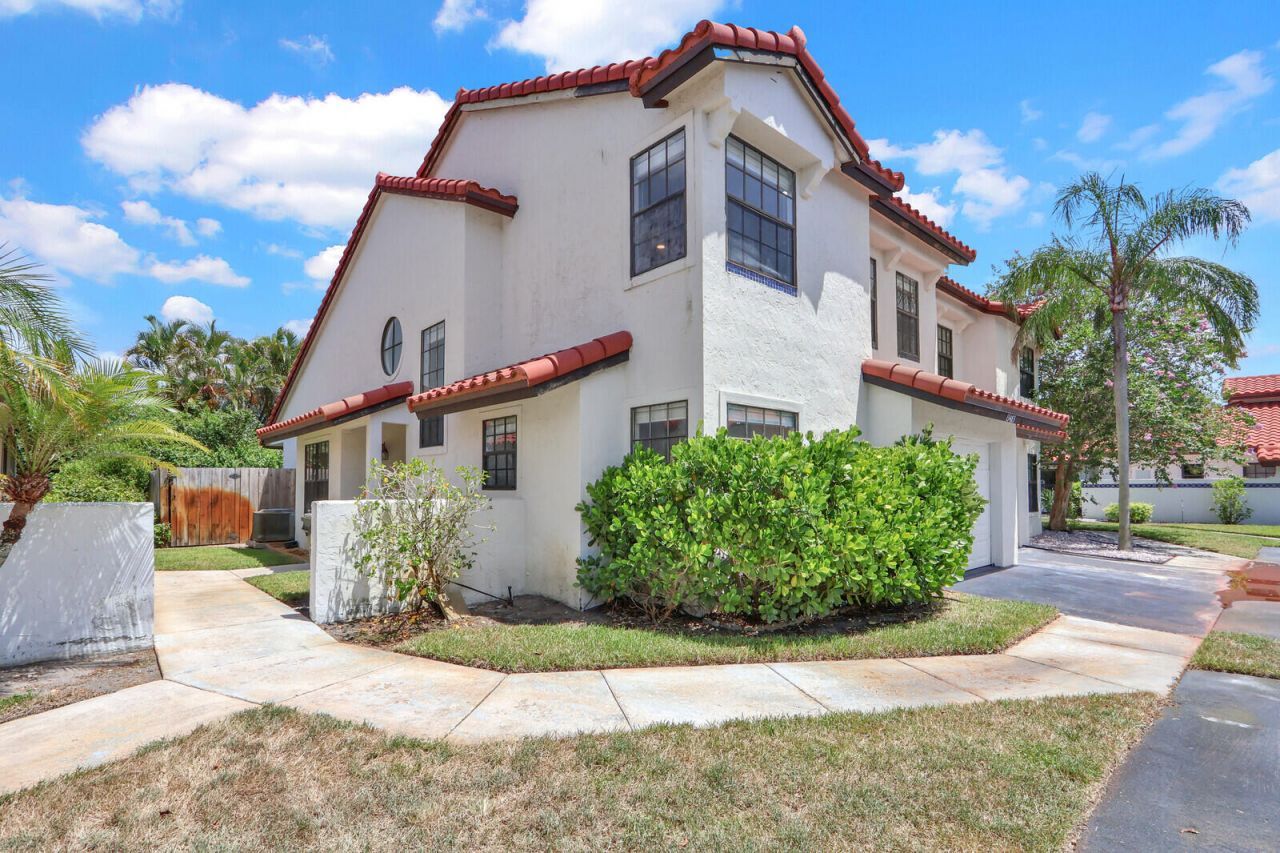13483 Fountain View Boulevard, Wellington, FL 33414 Photo
