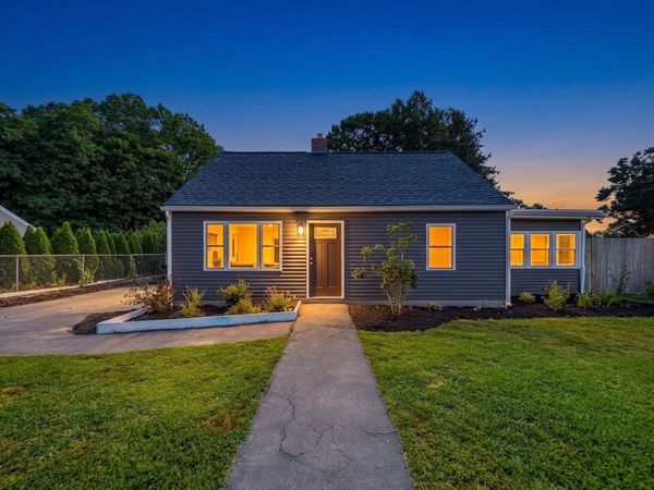 97 Stoughton St, Stoughton, MA 02072