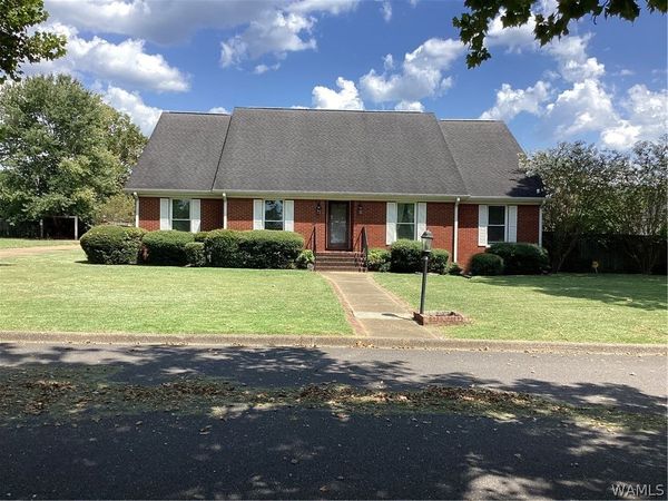740 Hinton Place Road, Tuscaloosa, AL 35405