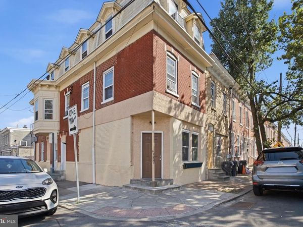 940 N SPRUCE STREET, WILMINGTON, DE 19801