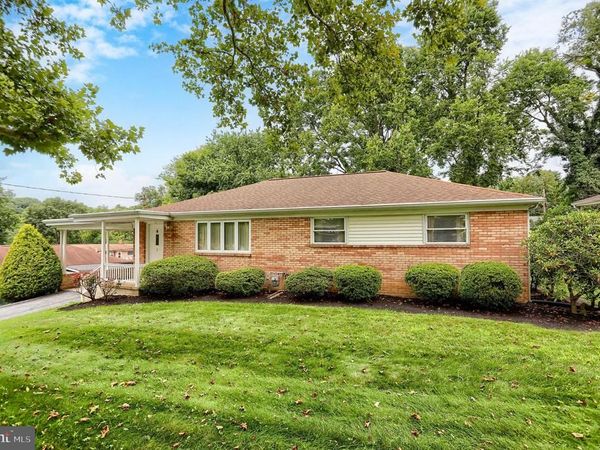 3 KAREN COURT, CAMP HILL, PA 17011