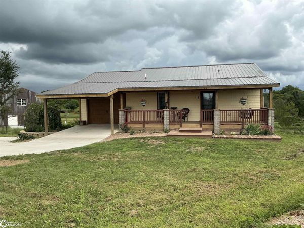 16494 233RD AVE, Centerville, IA 52544