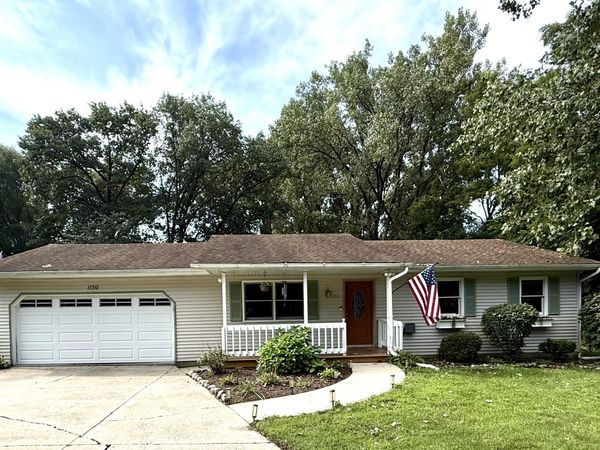 1130 Lincoln Avenue, Lowell, IN 46356