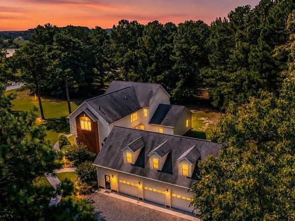 505 Kingscote Drive, LOTTSBURG, VA 22511