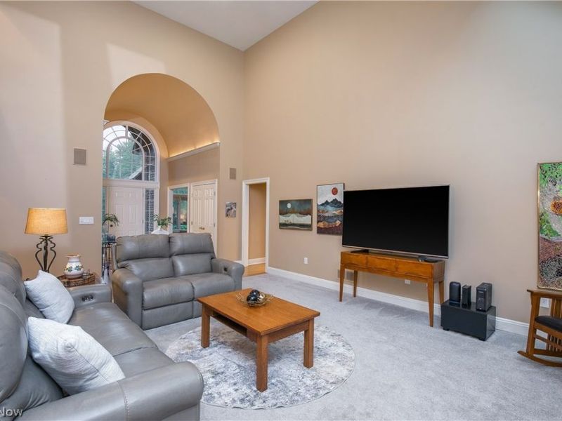 2665 Deer Ridge Run, Cuyahoga Falls, OH 44223 Photo 11