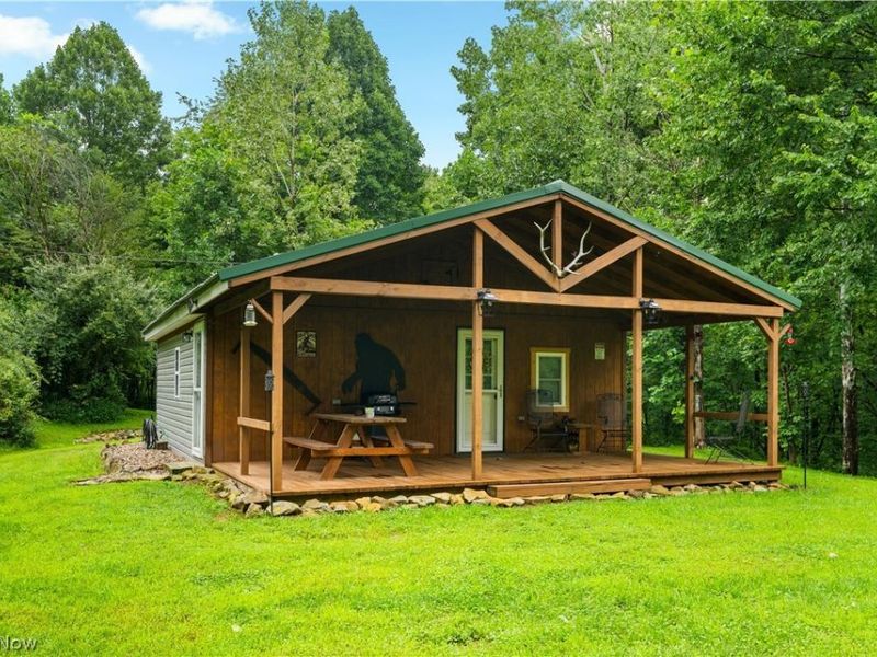 17881 Horseshoe Bend Road E, Newcomerstown, OH 43832 Photo 1