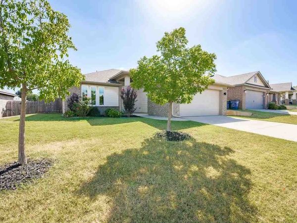 4307 W Country Club Drive, Stillwater, OK 74074