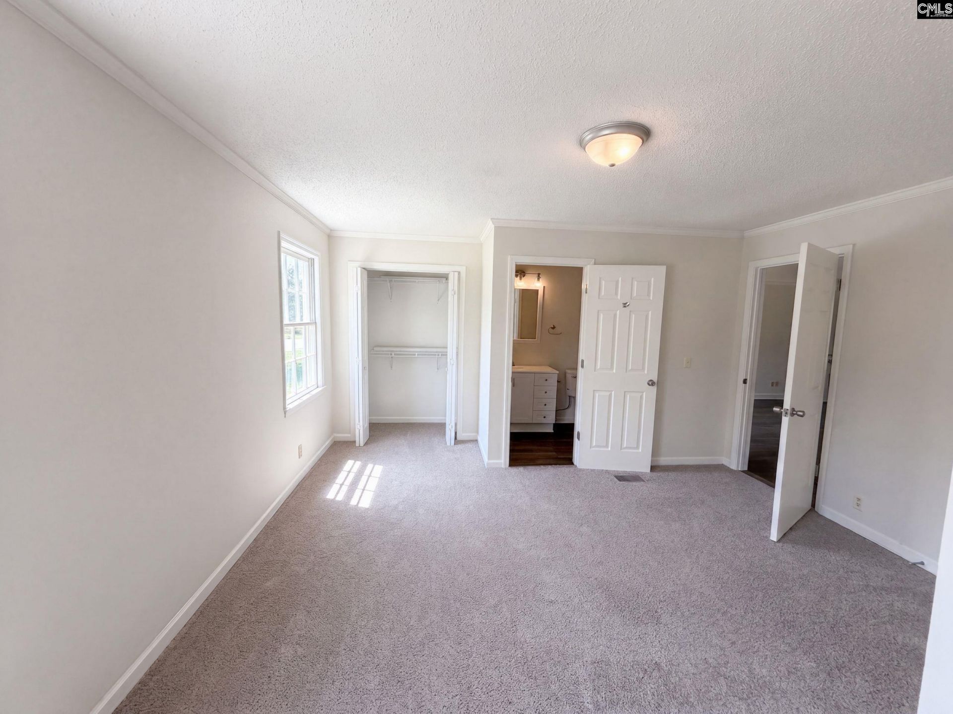 108 W Lake Drive  Photo 11