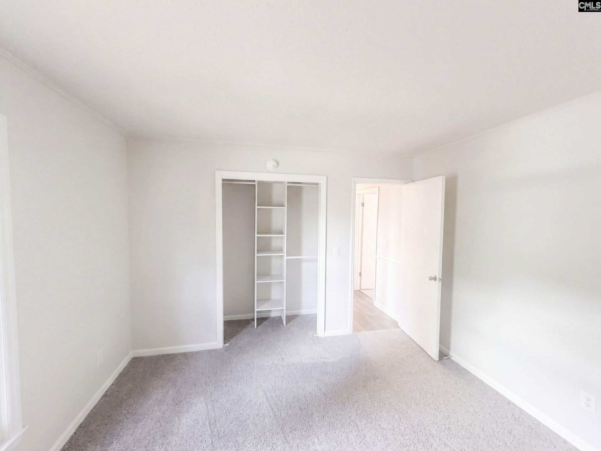 108 W Lake Drive  Photo 14