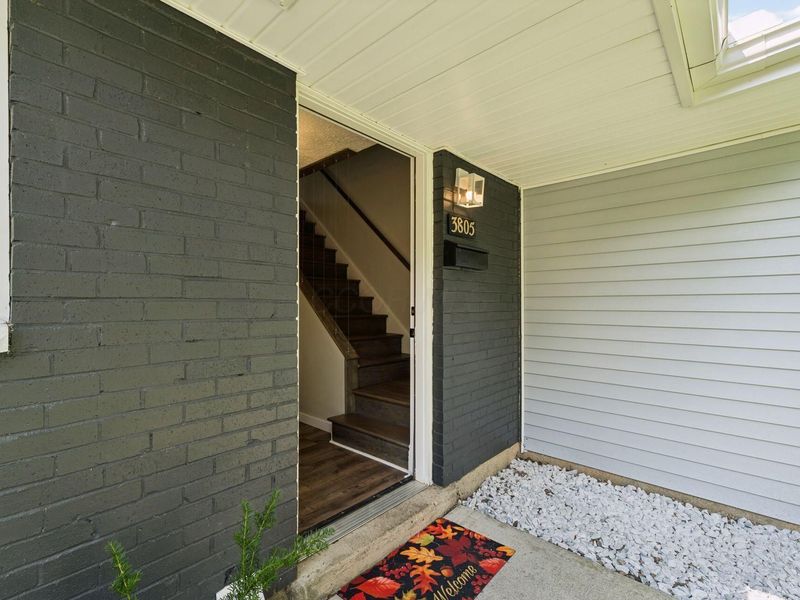 3805 Gilroy Road , Columbus, OH 43227 Photo 6