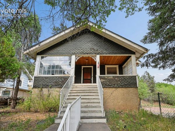 344 Pilot Knob Avenue, Manitou Springs, CO 80829