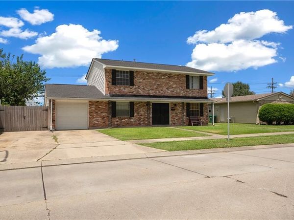1401 RIDGEFIELD Drive, LaPlace, LA 70068