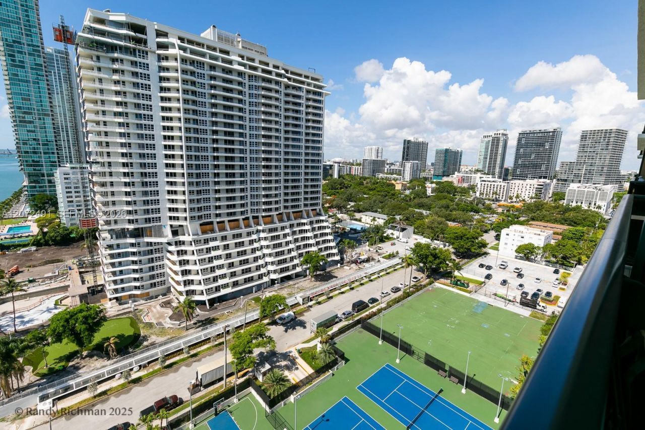 600 NE 36th St, Unit 1820, Miami, FL 33137 Photo