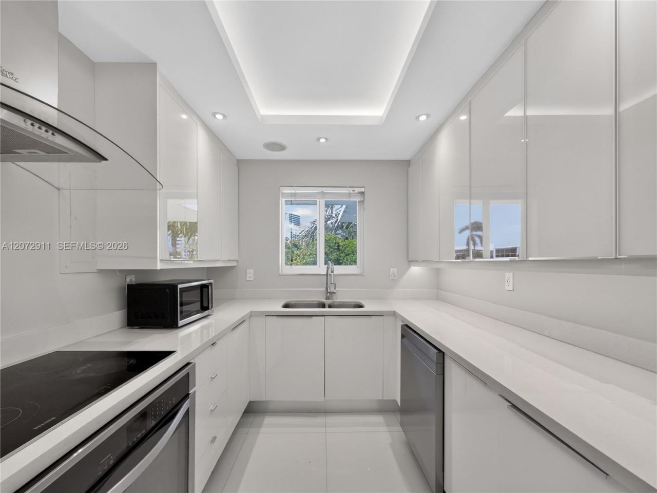10190 Collins Ave , Unit 204, Bal Harbour, FL 33154 Photo