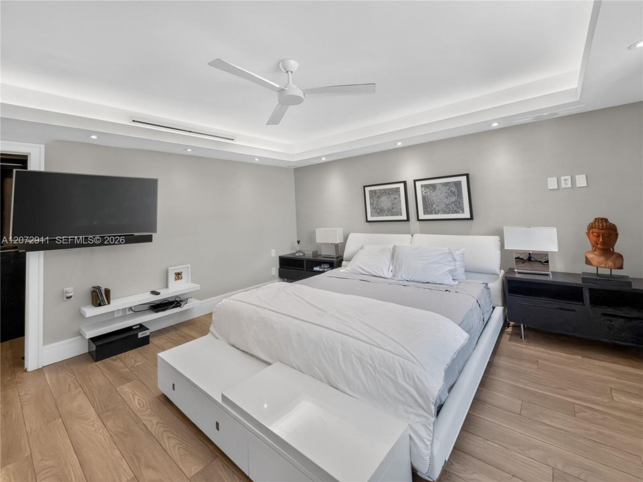 10190 Collins Ave , Unit 204, Bal Harbour, FL 33154 Photo