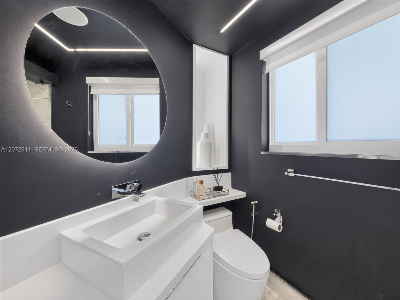 10190 Collins Ave , Unit 204, Bal Harbour, FL 33154 Photo