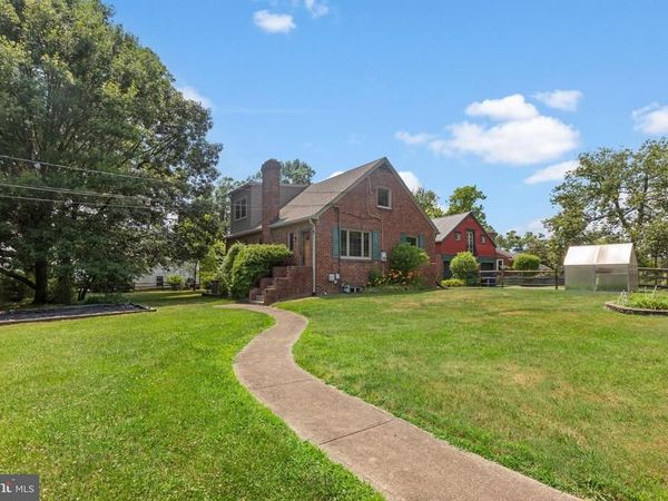 8522 EDMONSTON ROAD, BERWYN HEIGHTS, MD 20740