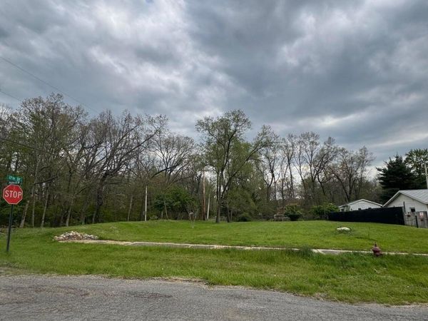 1660 Parkview Drive, Niles, MI 49120