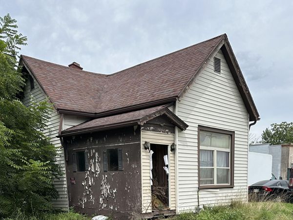 2407 N Summit Street , Toledo, OH 43611