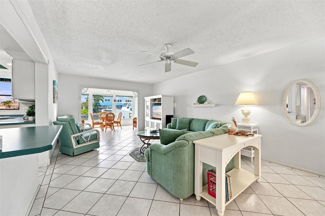 3840 Catalina Drive , Bradenton, FL 34210 Photo