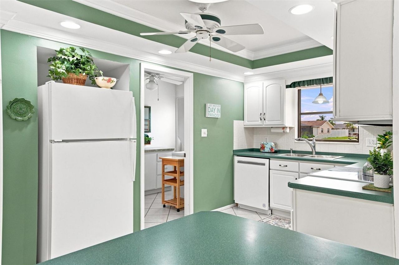 3840 Catalina Drive , Bradenton, FL 34210 Photo